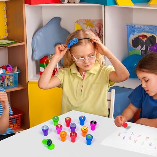 Cinrobiye 24 Pcs Science Stampers Party Favor Set, Cute Science Lab Stamps for Kids Birthday Party, Classroom Rewards, Educational Learning Toys, Goody Bag Fillers, STEM Party Supplies - Image 7