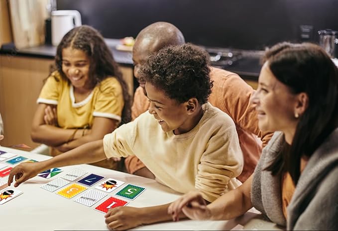 Elimino Family Card Game – Fast & Simple Gameplay That Brings Everyone Together | Easy to Learn, Ages 7+, Great for Kids, Parents & Grandparents