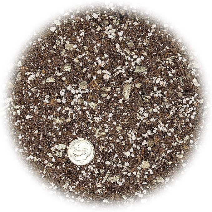 Premium Grade New Zealand Pinus Radiata Bark by Gardenera - Organic Hand Mixed New Zealand Pine Bark for Orchids - Medium Chips 9-12mm - 4 Quart